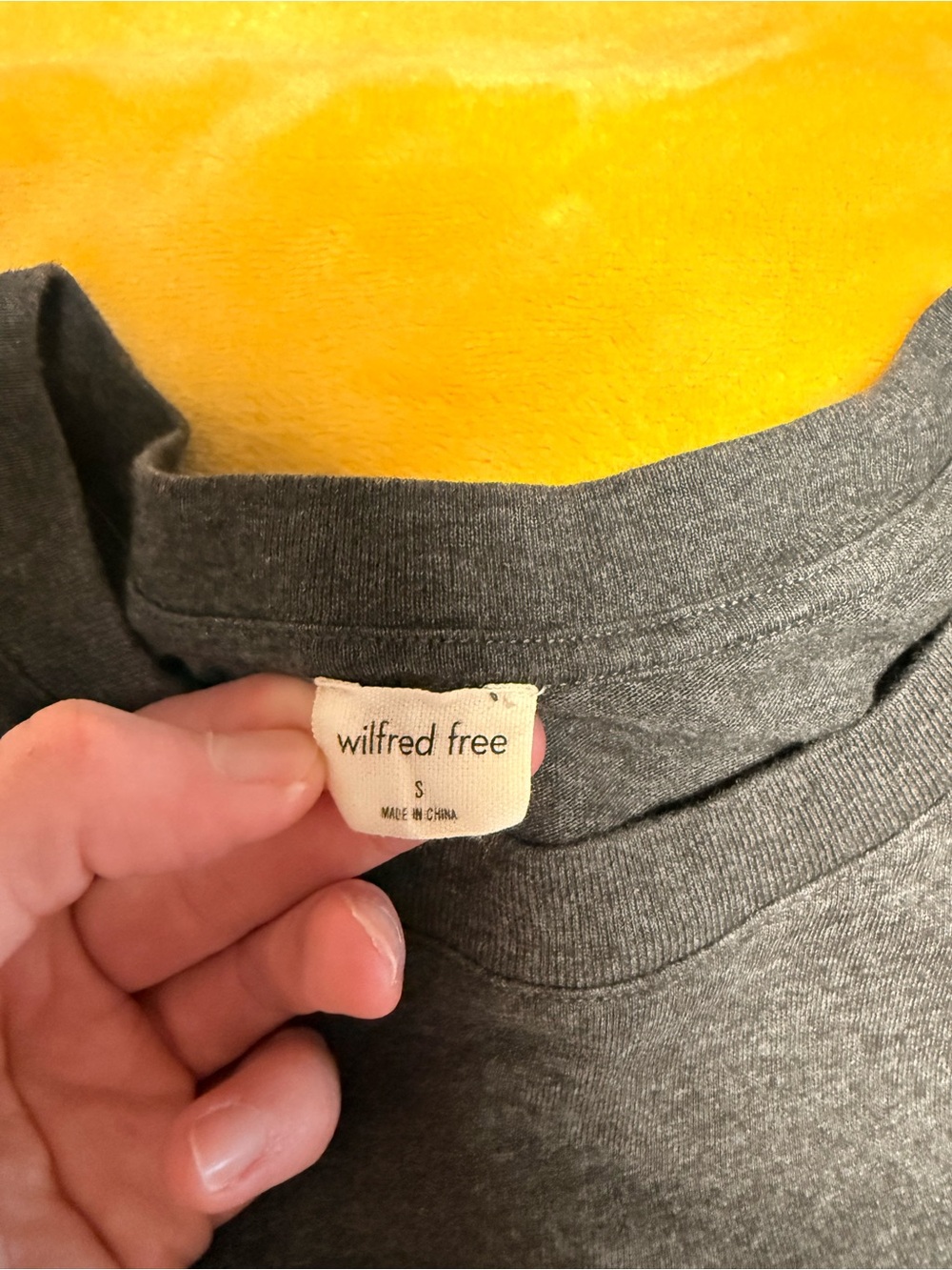 Wilfred Charcoal Crop Tee - Picture 2 of 5